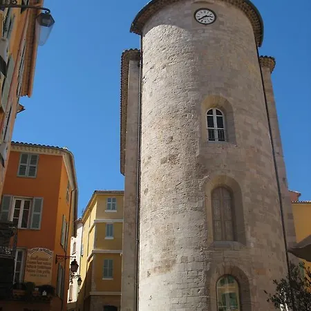 Le Barbacane Hyeres