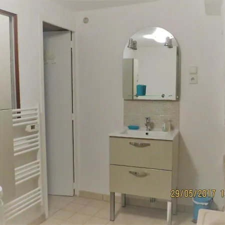 Le Barbacane Apartamento Hyères